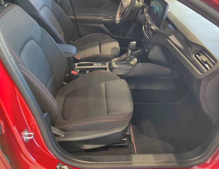 Ford Focus 14