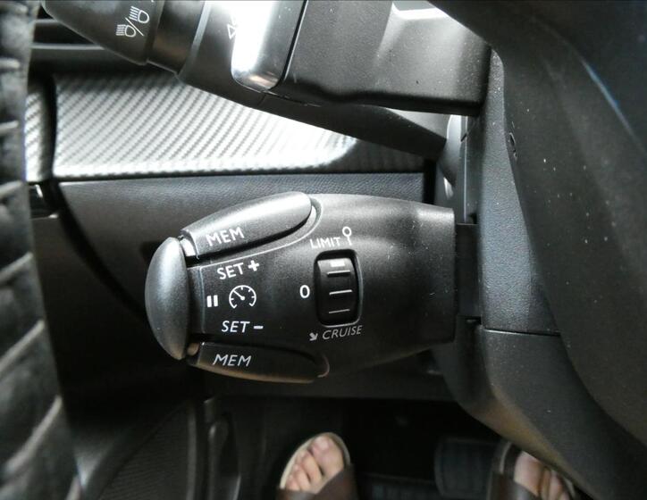 Peugeot 2008 36