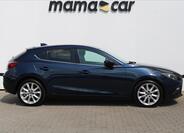 Mazda 3 8