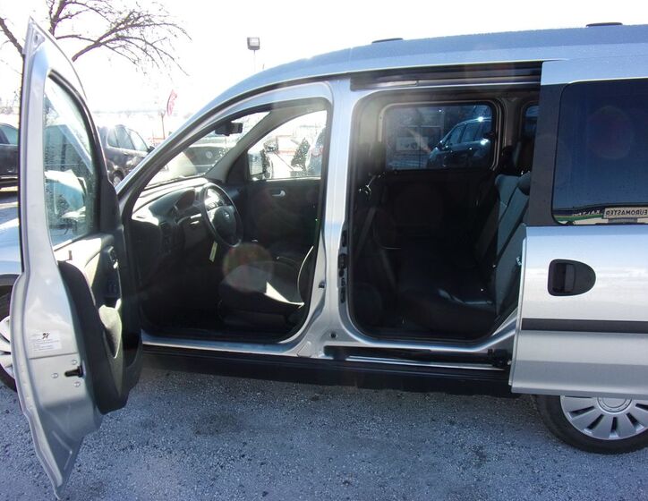 Opel Combo 10
