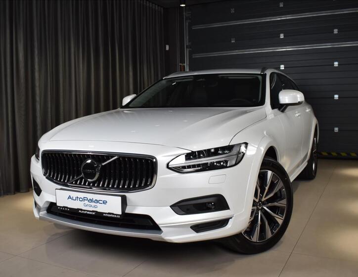 Volvo V90 1