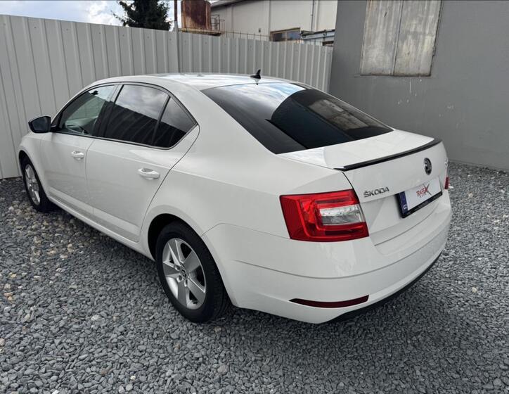 Škoda Octavia 10