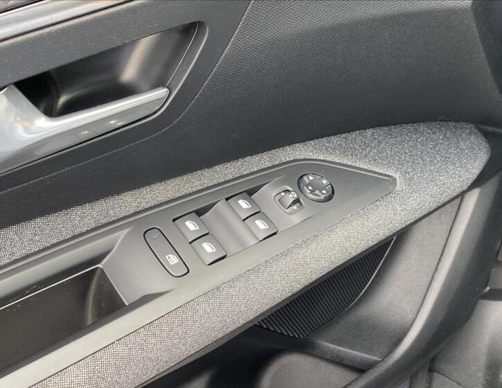 Peugeot 3008 21