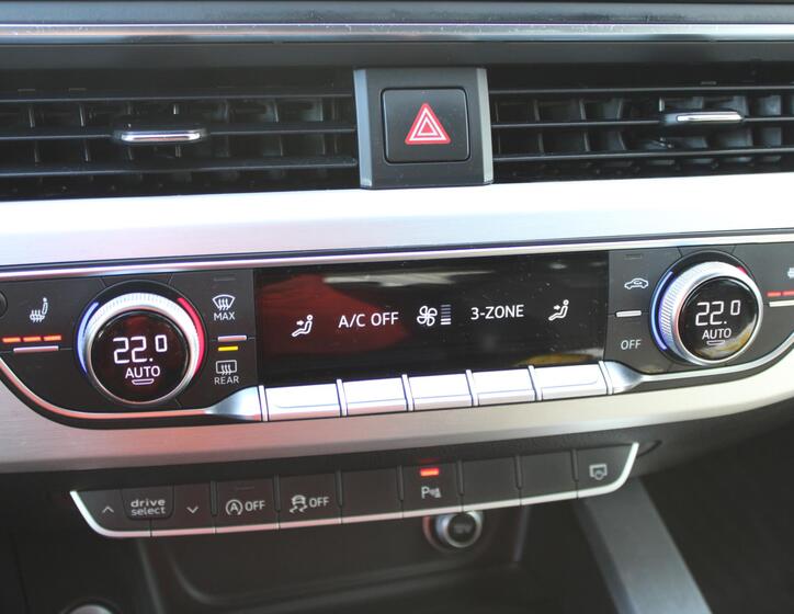 Audi A4 18