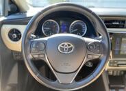 Toyota Corolla 15