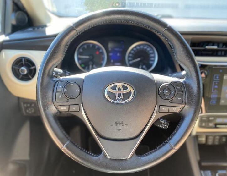 Toyota Corolla 15