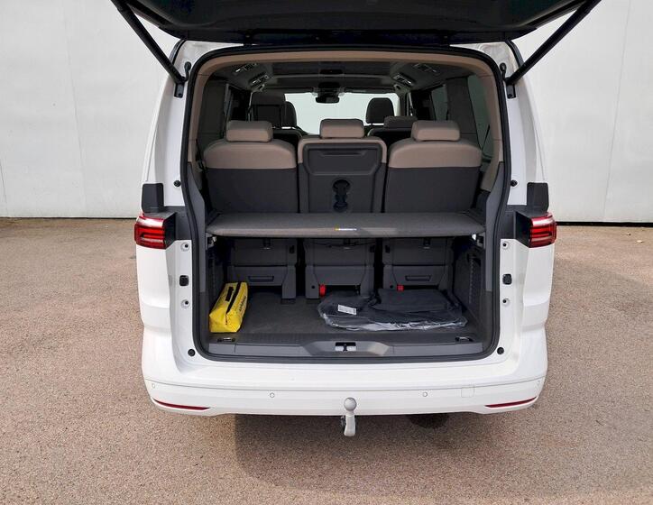 Volkswagen Multivan 32