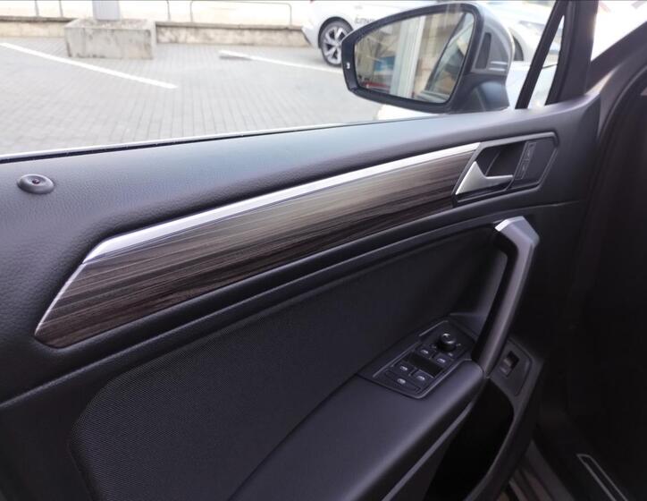 Volkswagen Tiguan Allspace 12