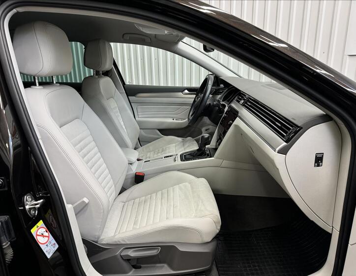 Volkswagen Passat 36