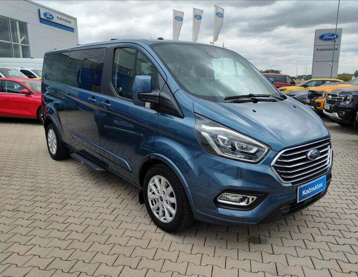 Ford Tourneo Custom 7