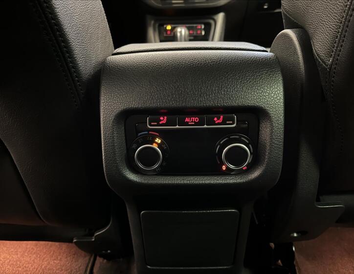 Volkswagen Sharan 23