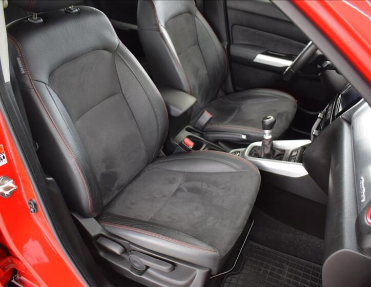 Suzuki Vitara 14