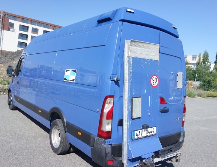 Renault Master 17