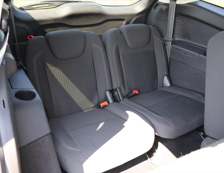 Ford Grand C-MAX 16