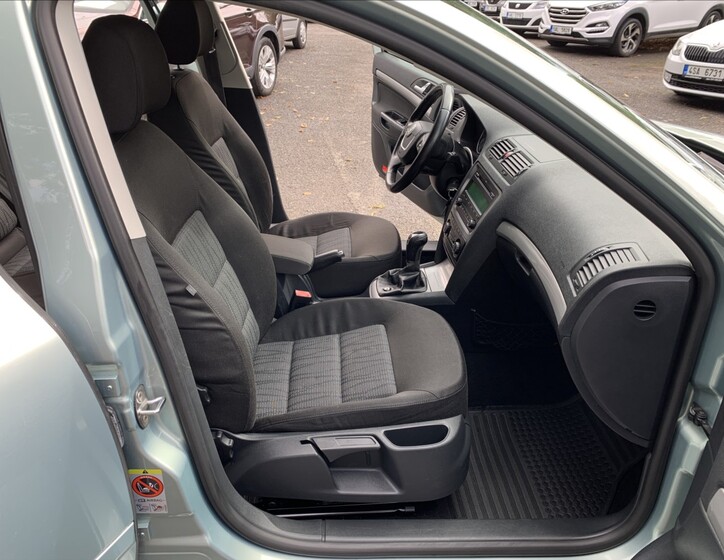 Škoda Octavia 12
