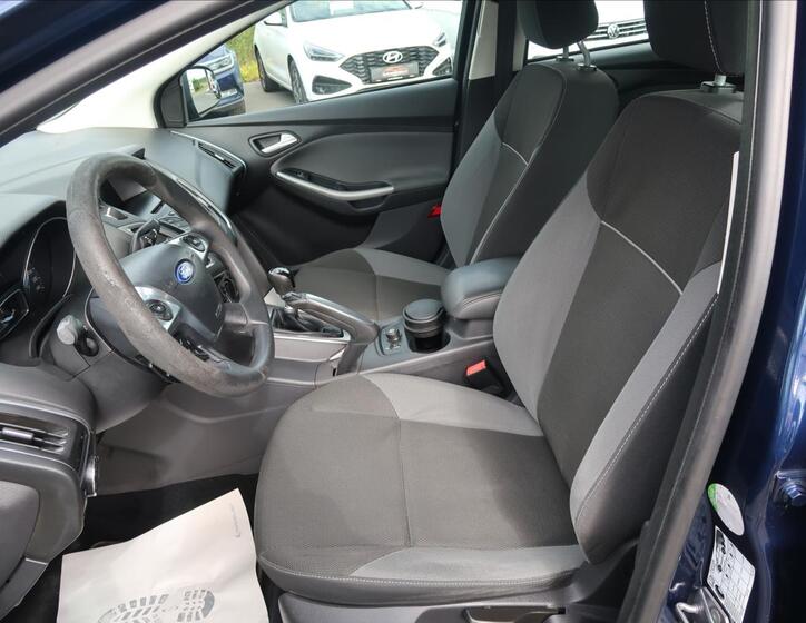Ford Focus 12