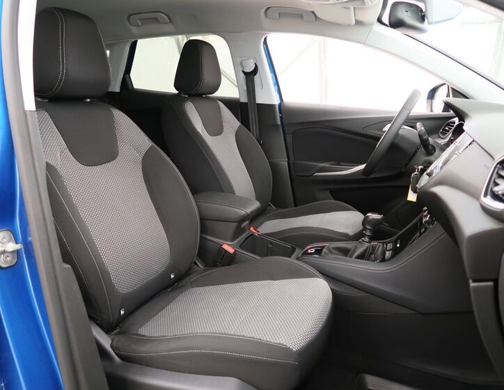 Opel Grandland X 18
