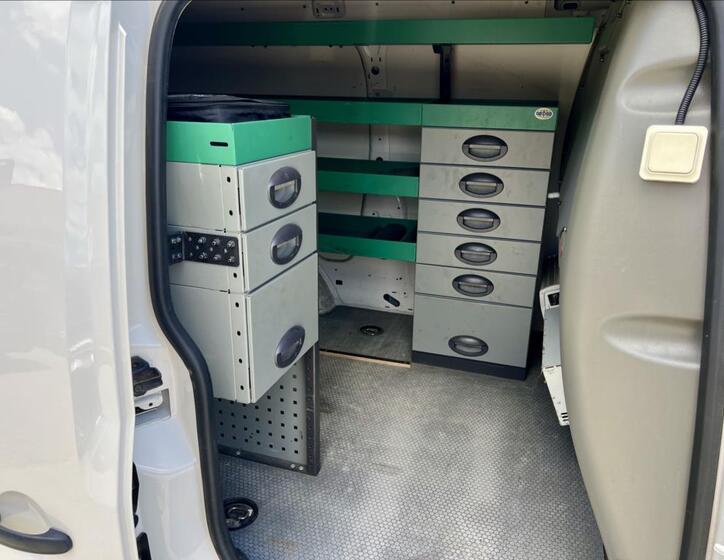 Volkswagen Caddy 18