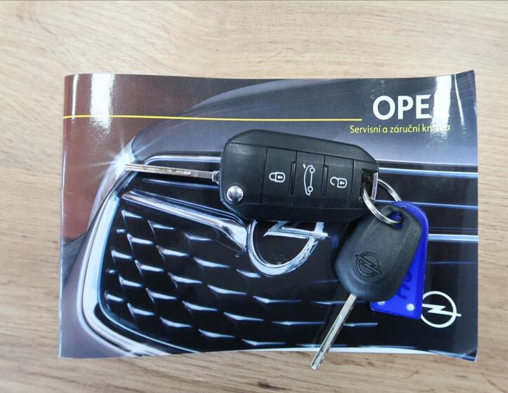 Opel Crossland X 23
