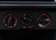 Volkswagen Polo 24
