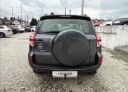 Toyota RAV4 6