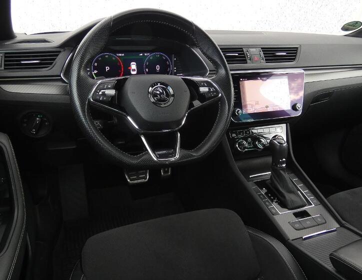 Škoda Superb 5
