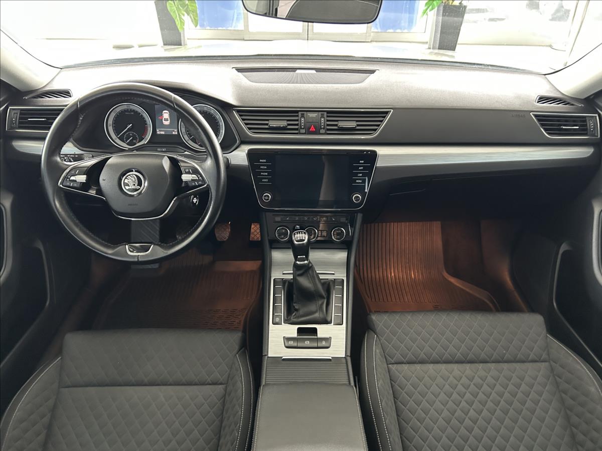 Škoda Superb