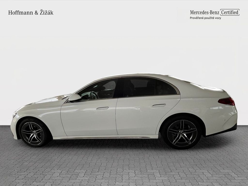 Mercedes-Benz Třídy E 8