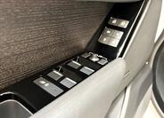 Land Rover Range Rover Velar 8