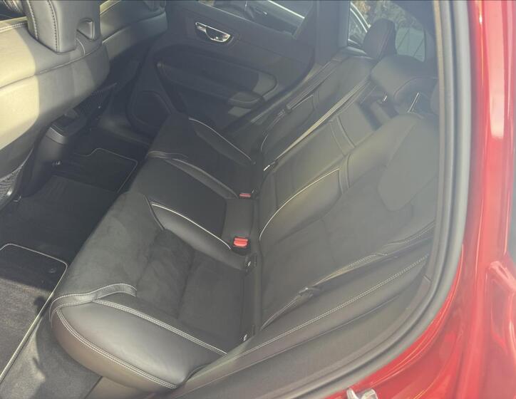 Volvo XC60 12