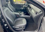 Mercedes-Benz GLA 10