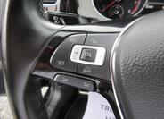 Volkswagen Golf 10