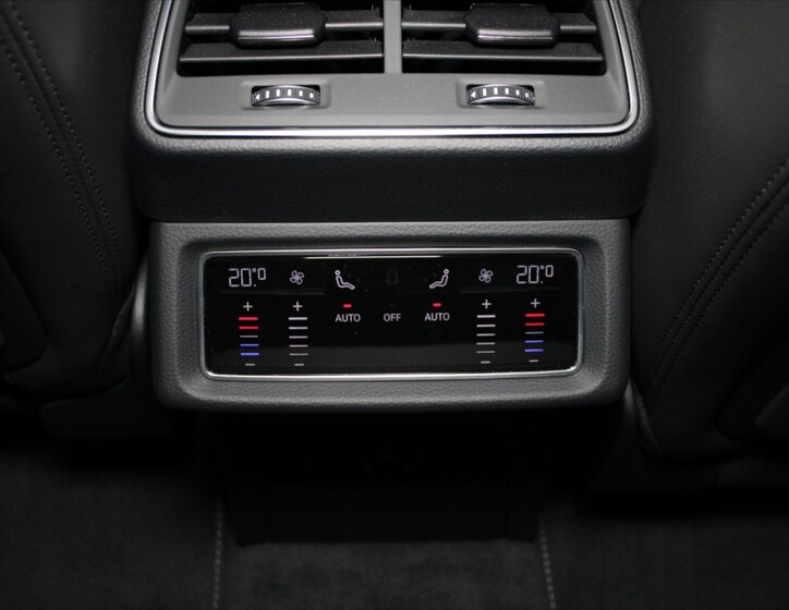 Audi e-tron 23