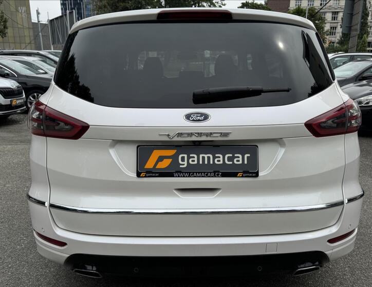 Ford S-MAX 11