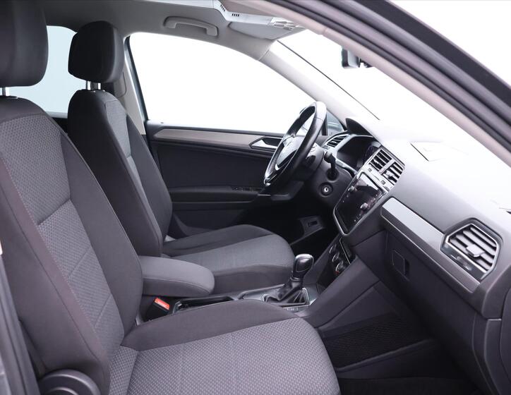 Volkswagen Tiguan Allspace 12