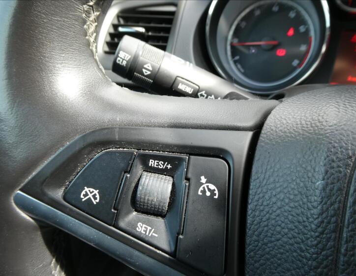Opel Insignia 29