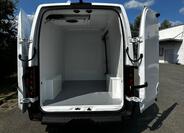 Nissan Interstar 13
