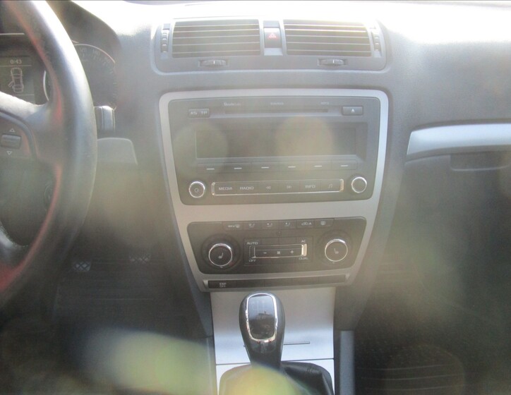 Škoda Octavia 12