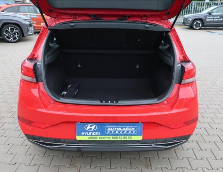 Hyundai i30 24