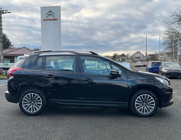 Peugeot 2008 13