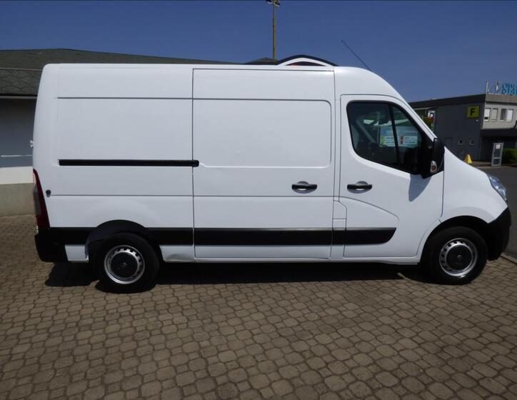 Opel Movano 2