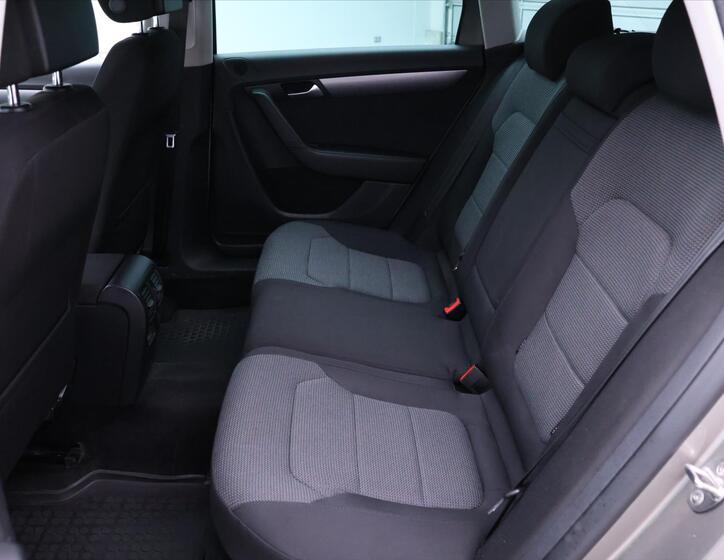 Volkswagen Passat 15