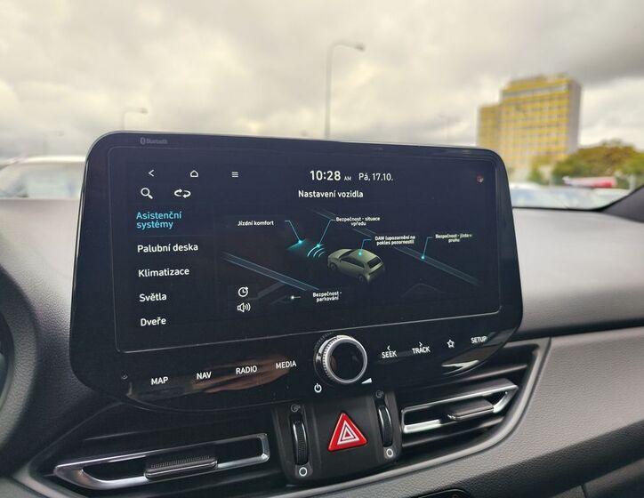Hyundai i30 17
