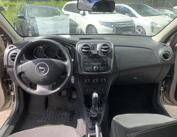 Dacia Sandero 9
