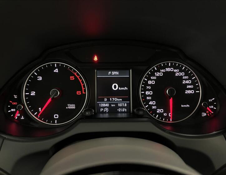 Audi Q5 11