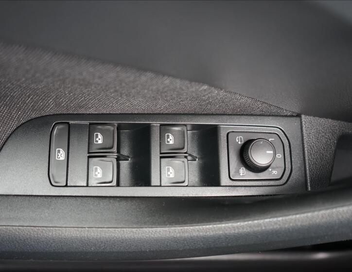 Škoda Kamiq 25