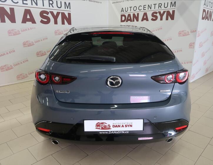 Mazda 3 5