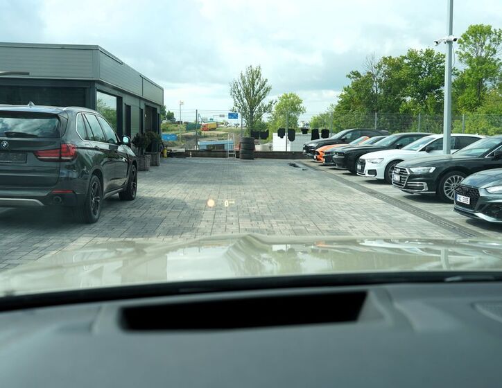 BMW X7 47