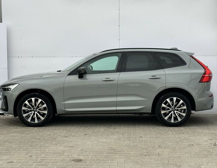 Volvo XC60 8