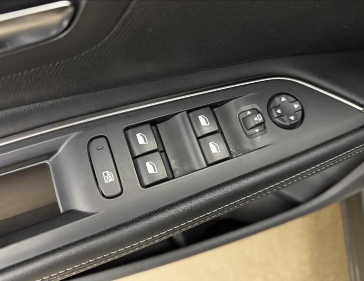 Peugeot 5008 31
